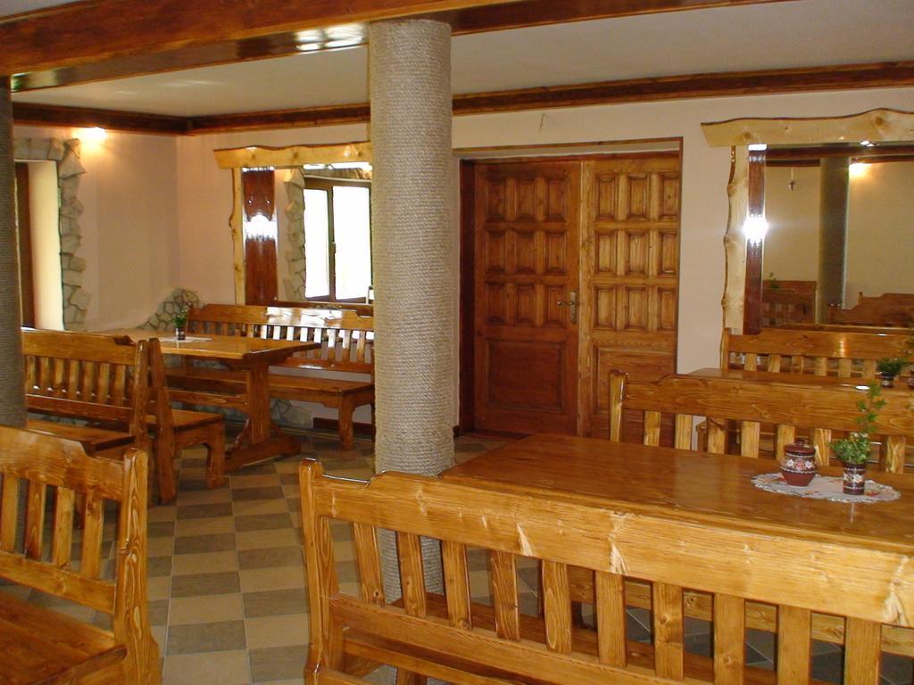 Hotel Gostynniy Dvir Raytshtoky Worochta Zewnętrze zdjęcie