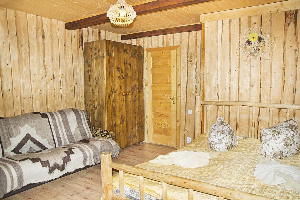 Hotel Gostynniy Dvir Raytshtoky Worochta Zewnętrze zdjęcie