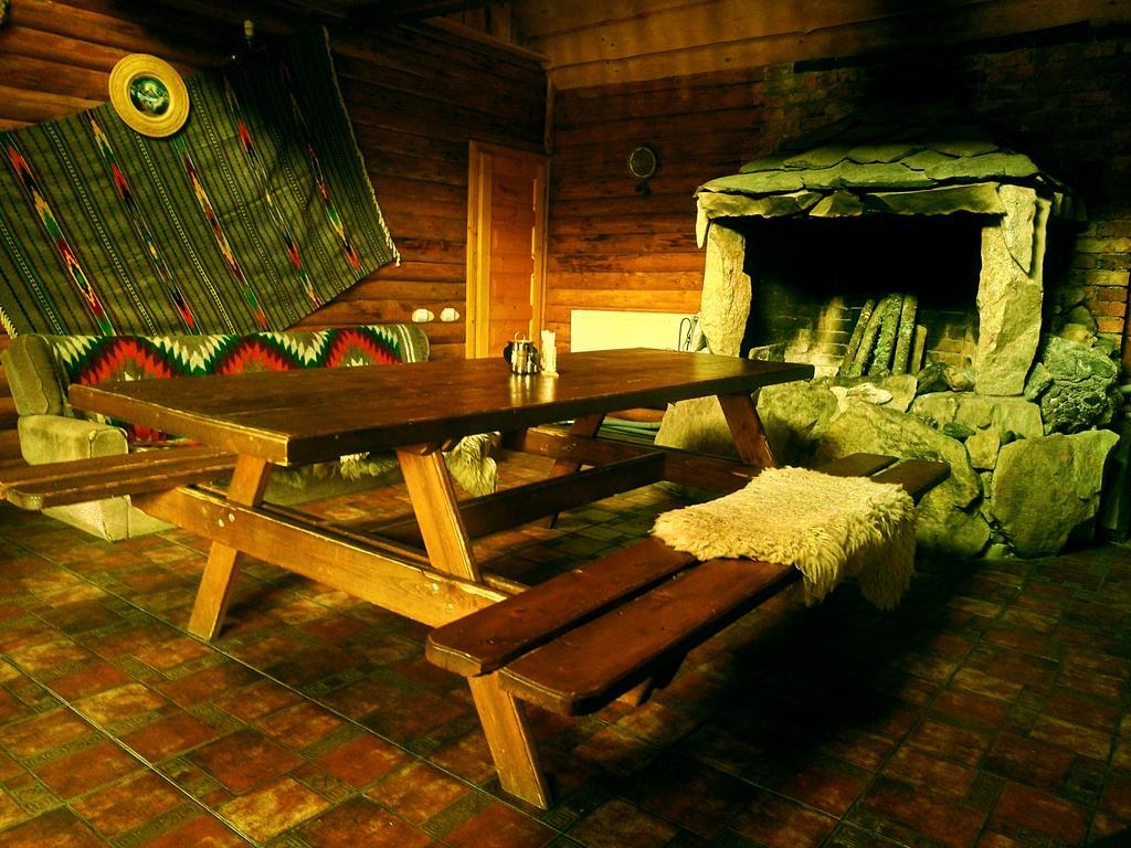 Hotel Gostynniy Dvir Raytshtoky Worochta Zewnętrze zdjęcie