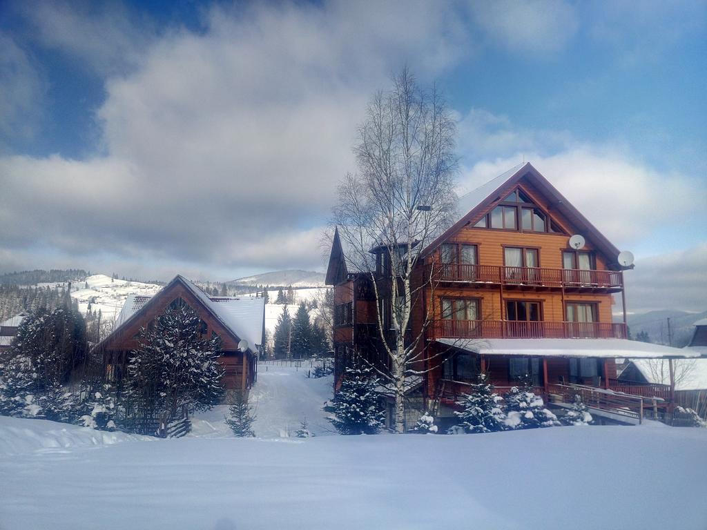 Hotel Gostynniy Dvir Raytshtoky Worochta Zewnętrze zdjęcie